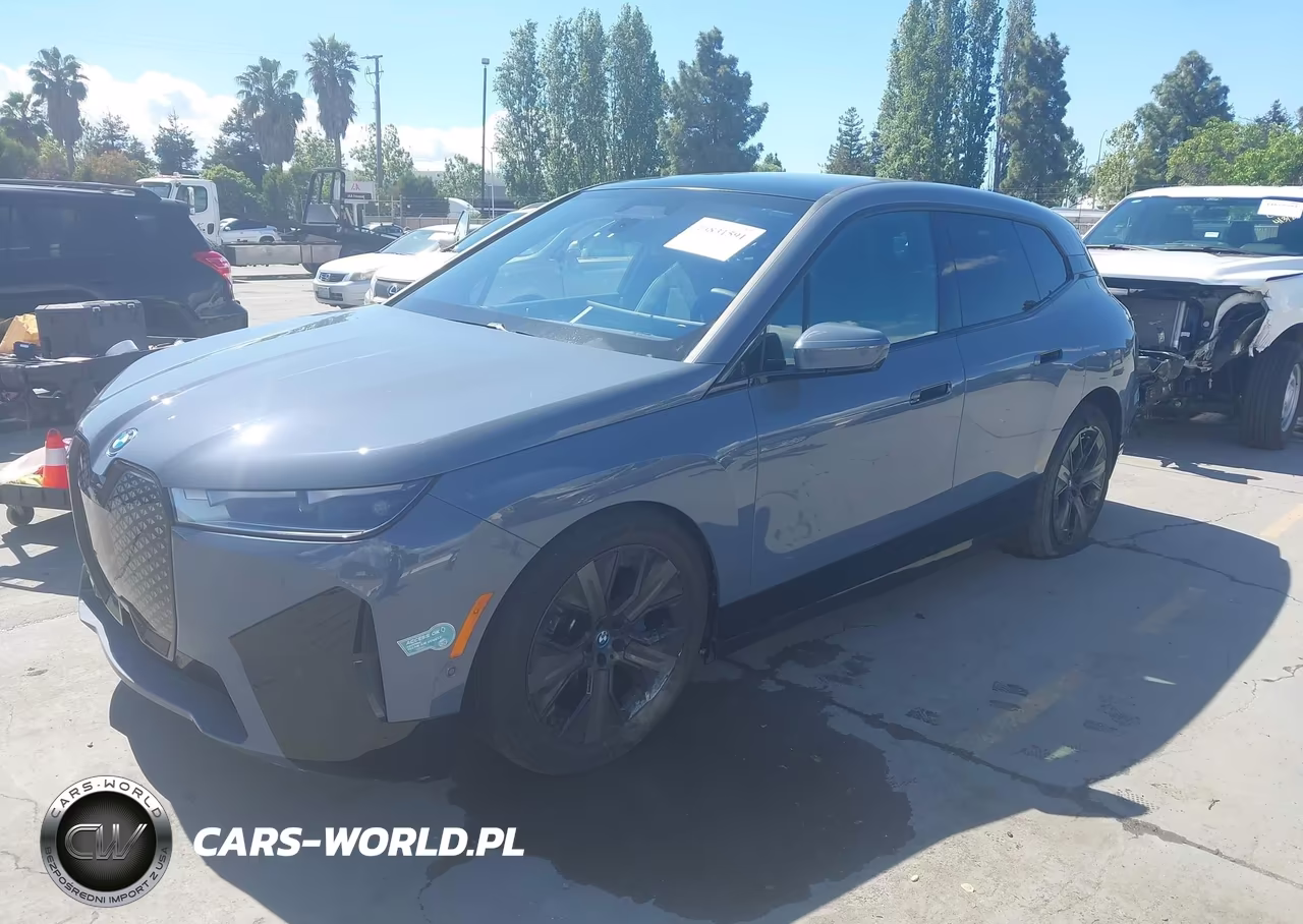 2025 BMW Ix xDrive50 VIN:WB523CF02SCU85568 - 2
