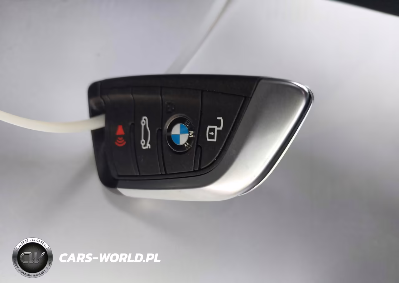 2025 BMW 330I VIN:3MW69CW04S8F46928 - 11