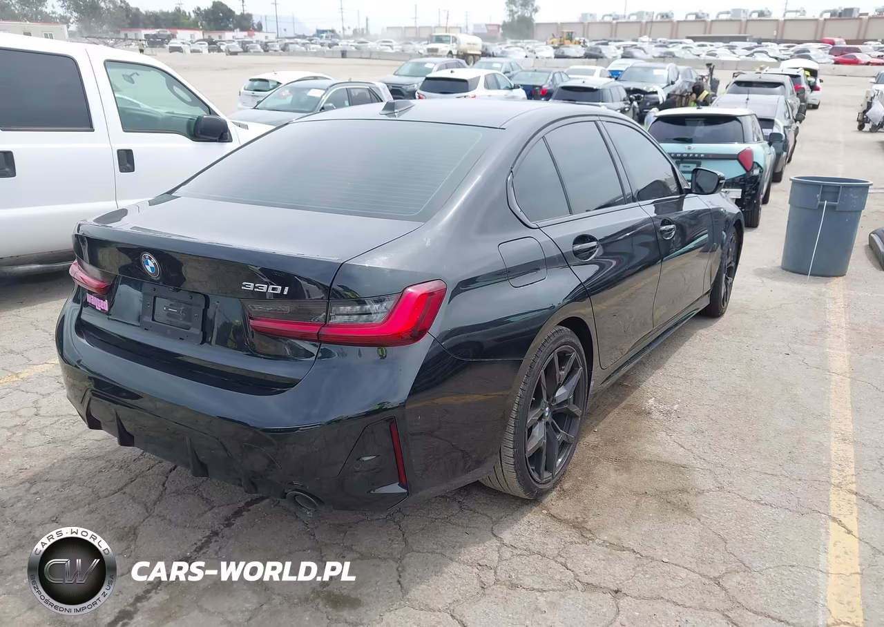 2025 BMW 330I VIN:3MW69CW04S8F46928 - 4