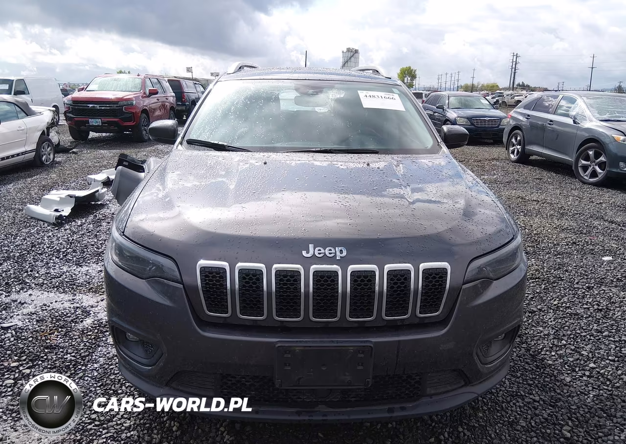 2020 Jeep Cherokee Latitude Plus 4X4 VIN:1C4PJMLX2LD613276 - 13