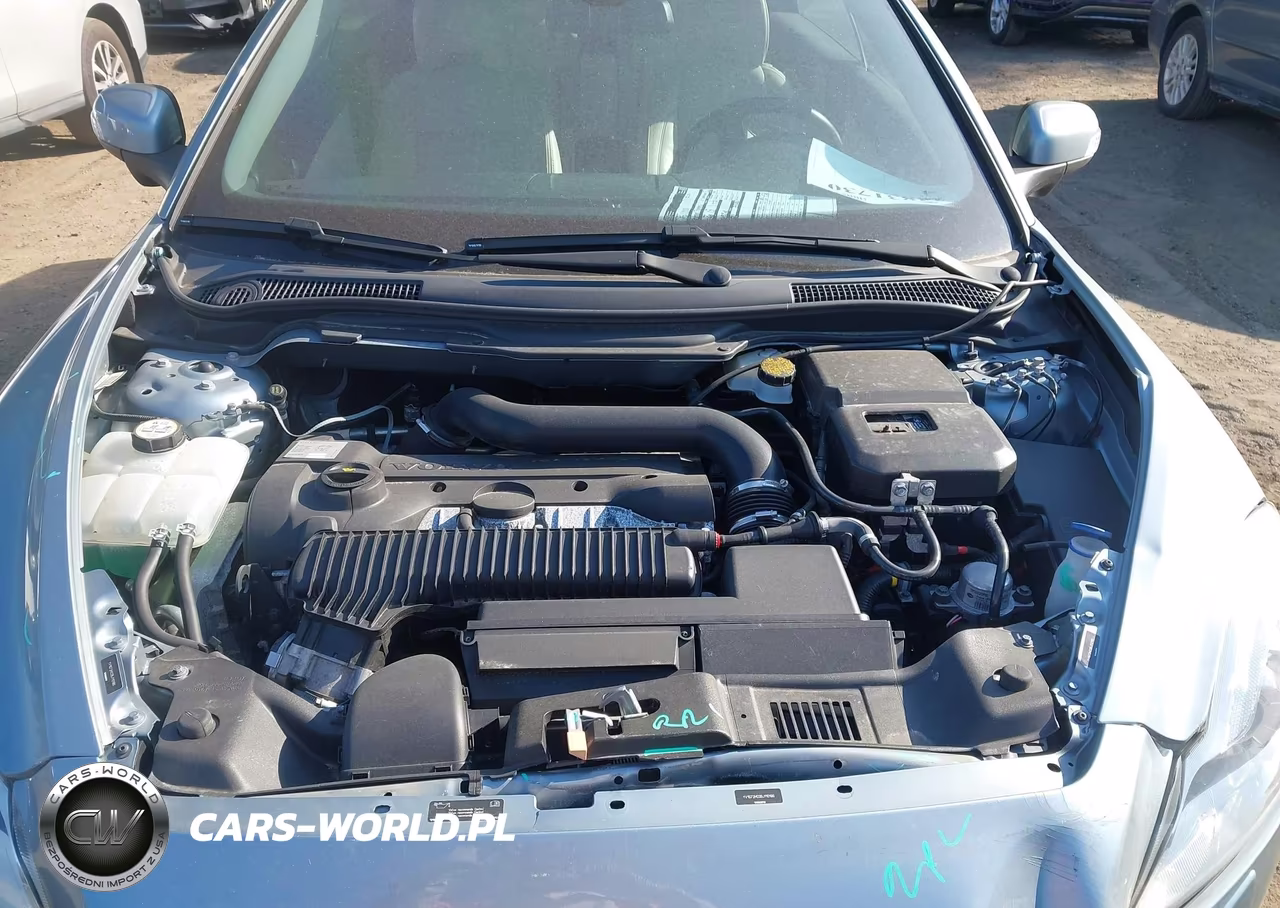 2011 Volvo C70 T5 VIN:YV1672MC0BJ110186 - 10