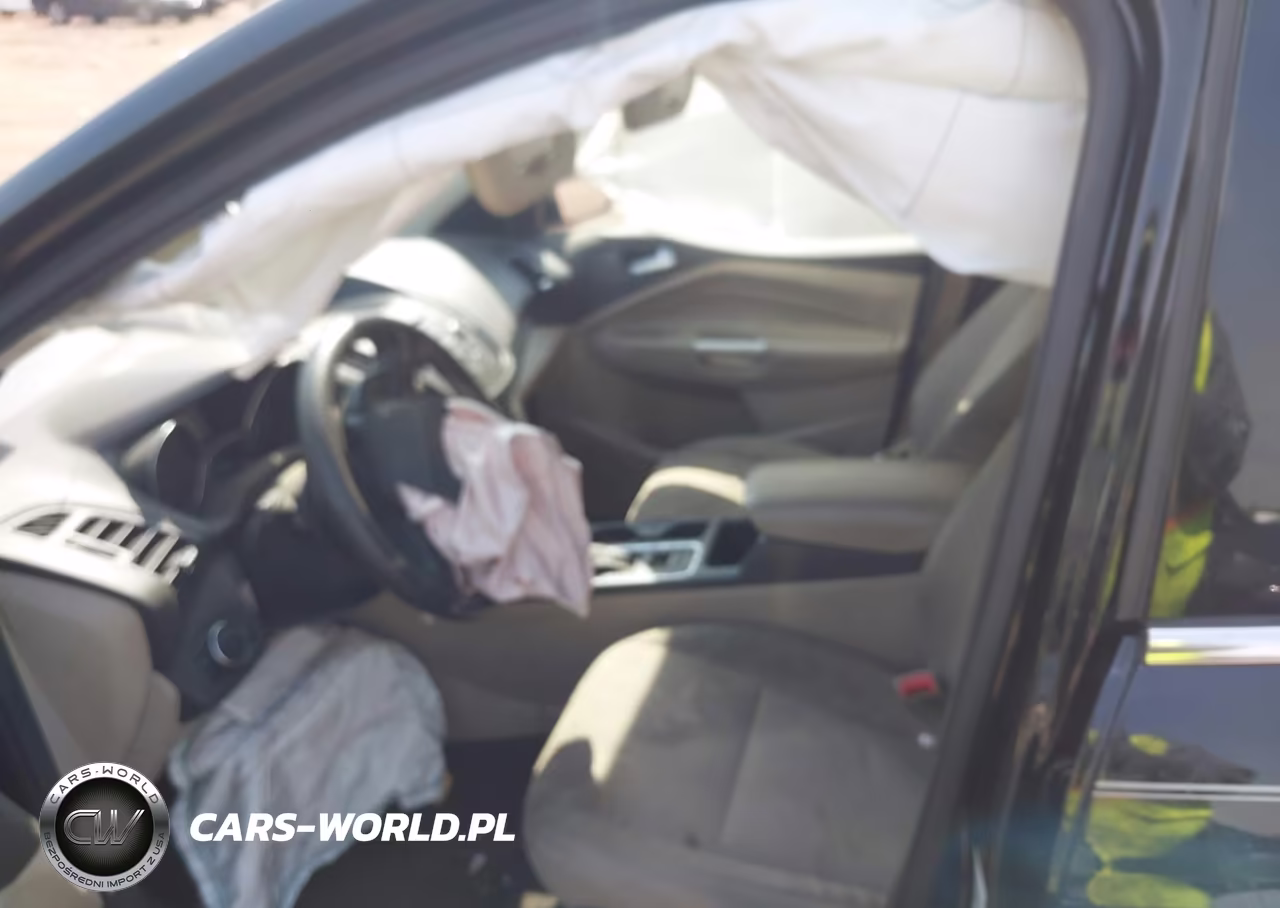 2017 Ford Escape Se VIN:1FMCU0G92HUA39808 - 5