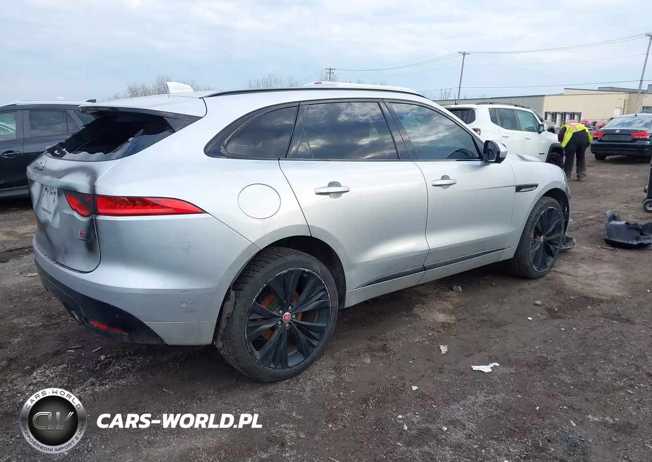 2017 Jaguar F-Pace S VIN:SADCM2BV5HA076619 - 4