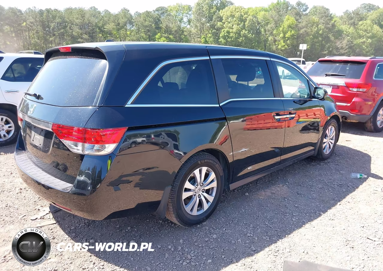 2015 Honda Odyssey Ex-L VIN:5FNRL5H65FB113389 - 4