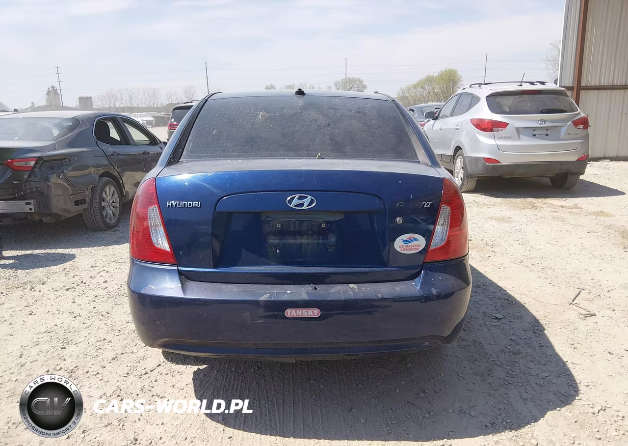 2009 Hyundai Accent Gls VIN:KMHCN46C49U328076 - 16