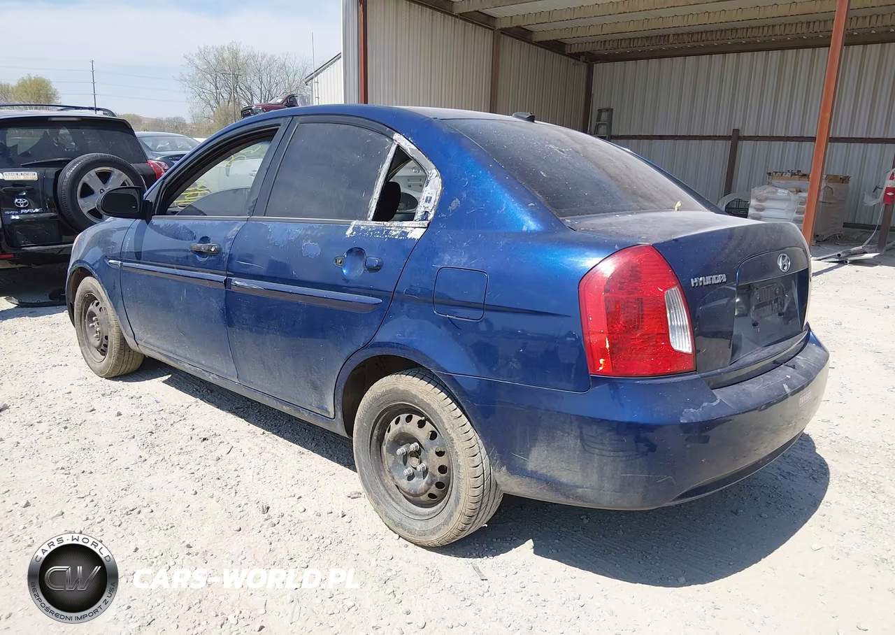 2009 Hyundai Accent Gls VIN:KMHCN46C49U328076 - 3