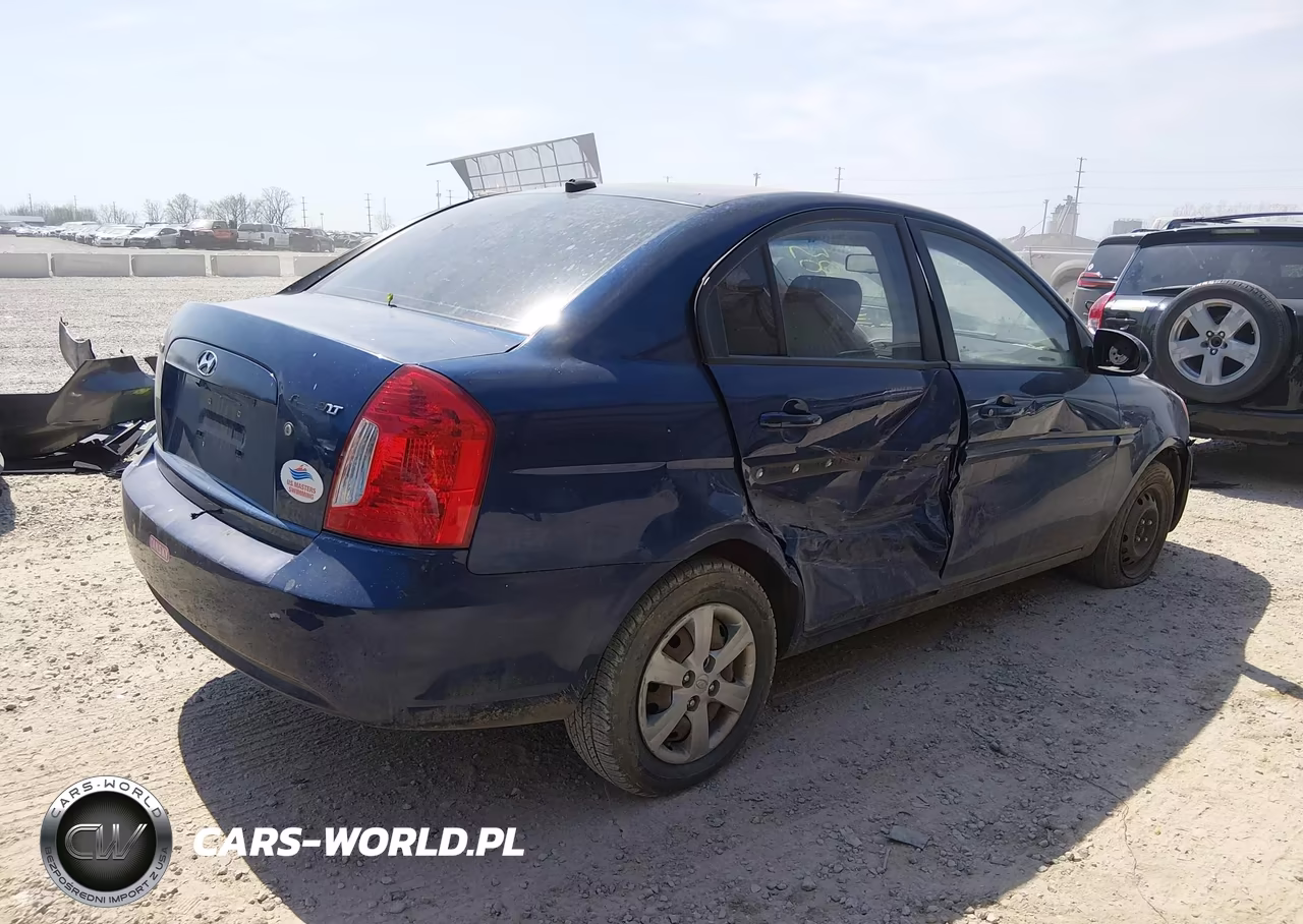 2009 Hyundai Accent Gls VIN:KMHCN46C49U328076 - 4