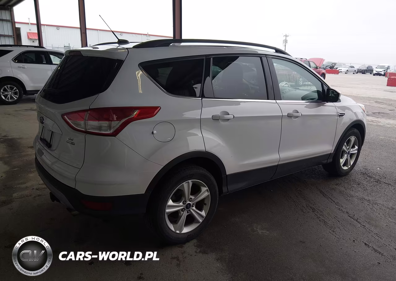 2016 Ford Escape Se VIN:1FMCU9GXXGUA10588 - 4