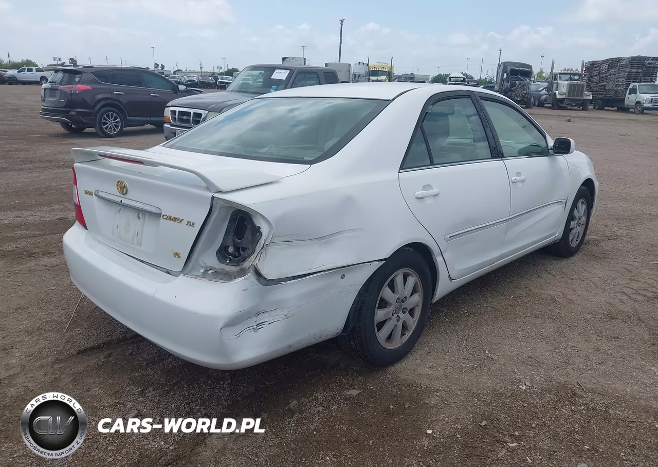 2004 Toyota Camry Xle V6 VIN:4T1BF30K24U069065 - 4