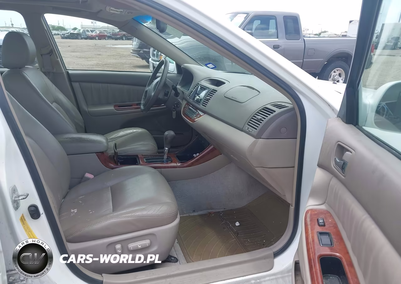 2004 Toyota Camry Xle V6 VIN:4T1BF30K24U069065 - 5