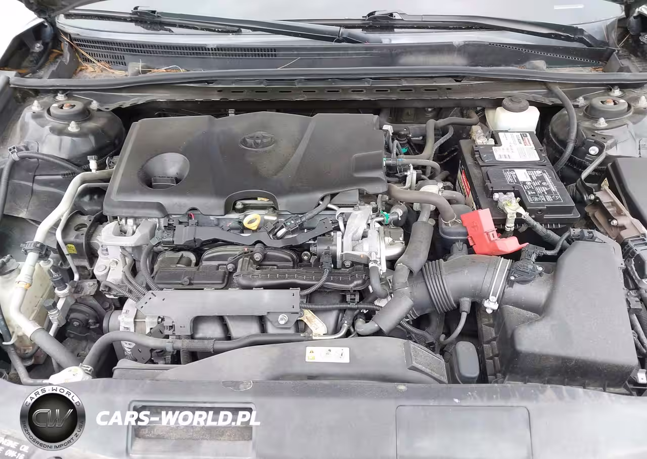 2018 Toyota Camry Le VIN:4T1B11HK2JU091585 - 10