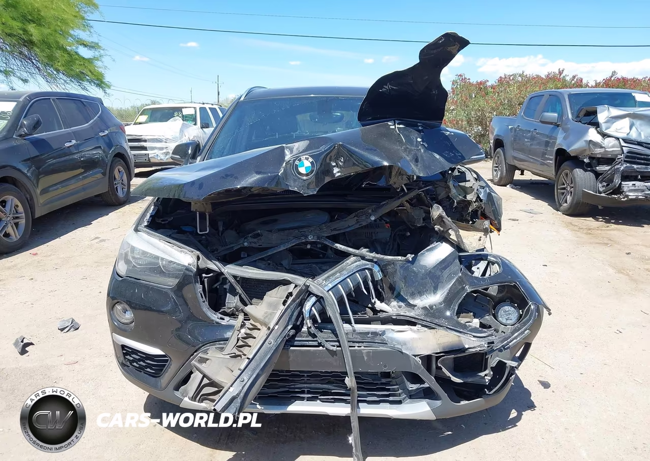 2018 BMW X1 xDrive28I VIN:WBXHT3Z38J4A66594 - 12