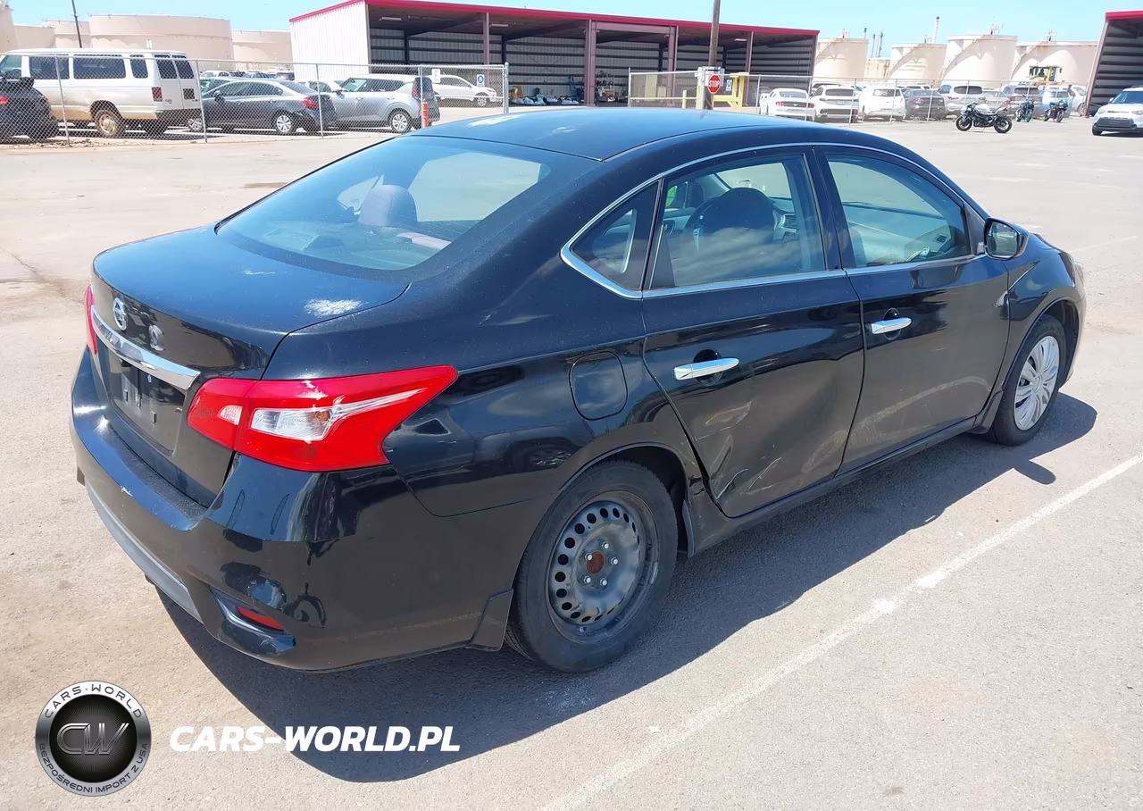 2016 Nissan Sentra S VIN:3N1AB7AP7GY268162 - 4