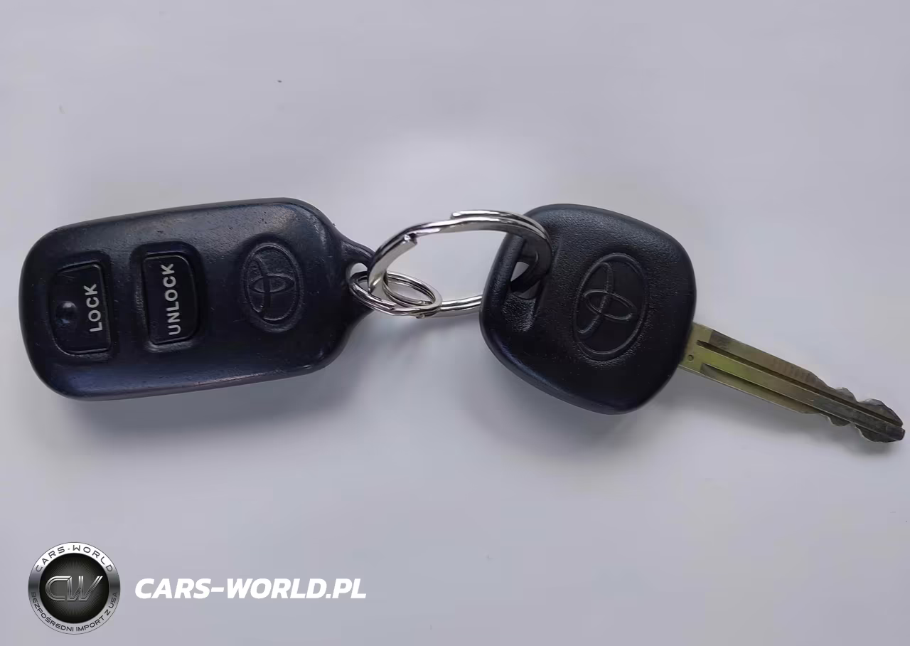 2007 Toyota Corolla S VIN:1NXBR32E57Z879017 - 11