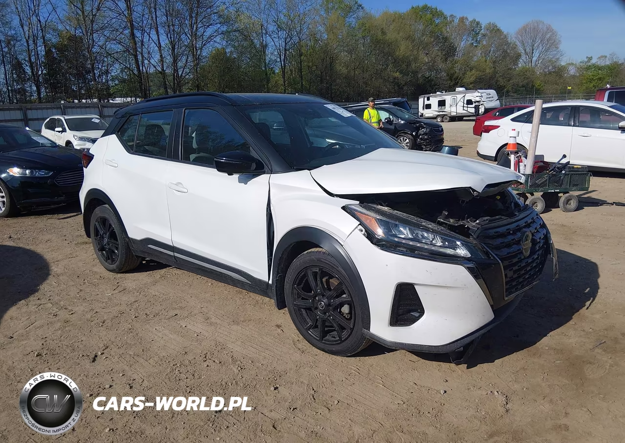 2021 Nissan Kicks Sr Xtronic Cvt