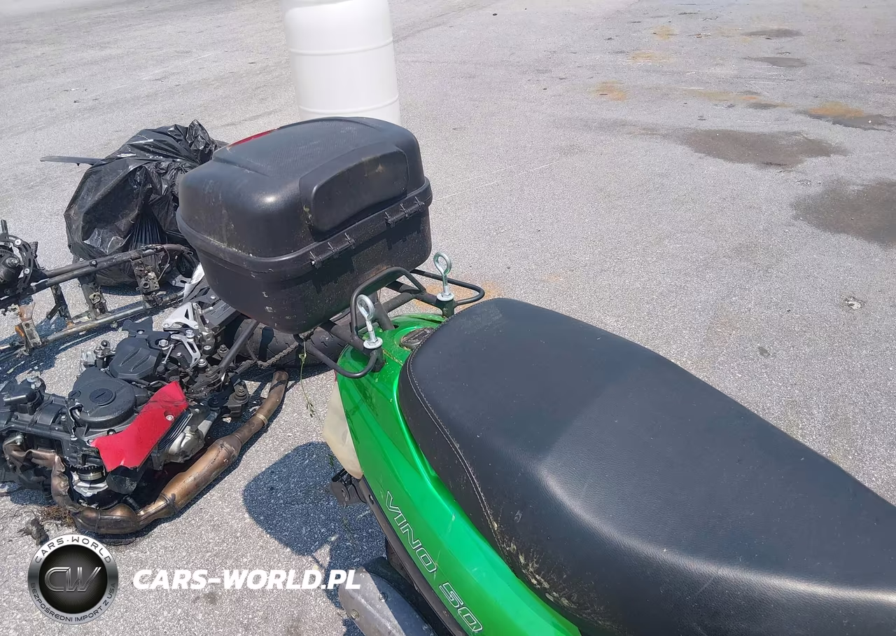 2024 Scooter 50Cc VIN:LJ7TCA2F6RZ520662 - 8
