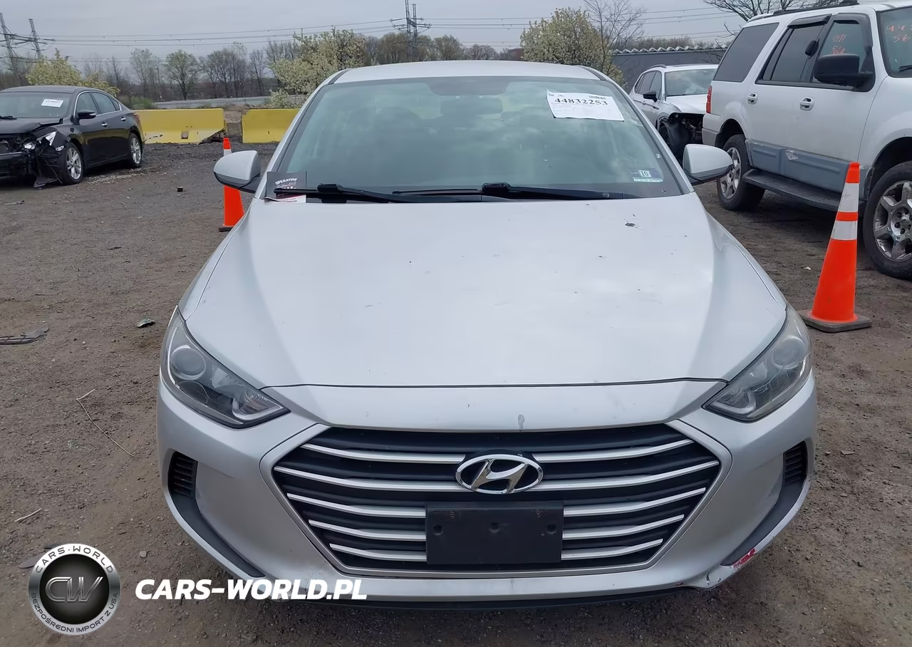 2018 Hyundai Elantra Sel VIN:5NPD84LF2JH340871 - 12