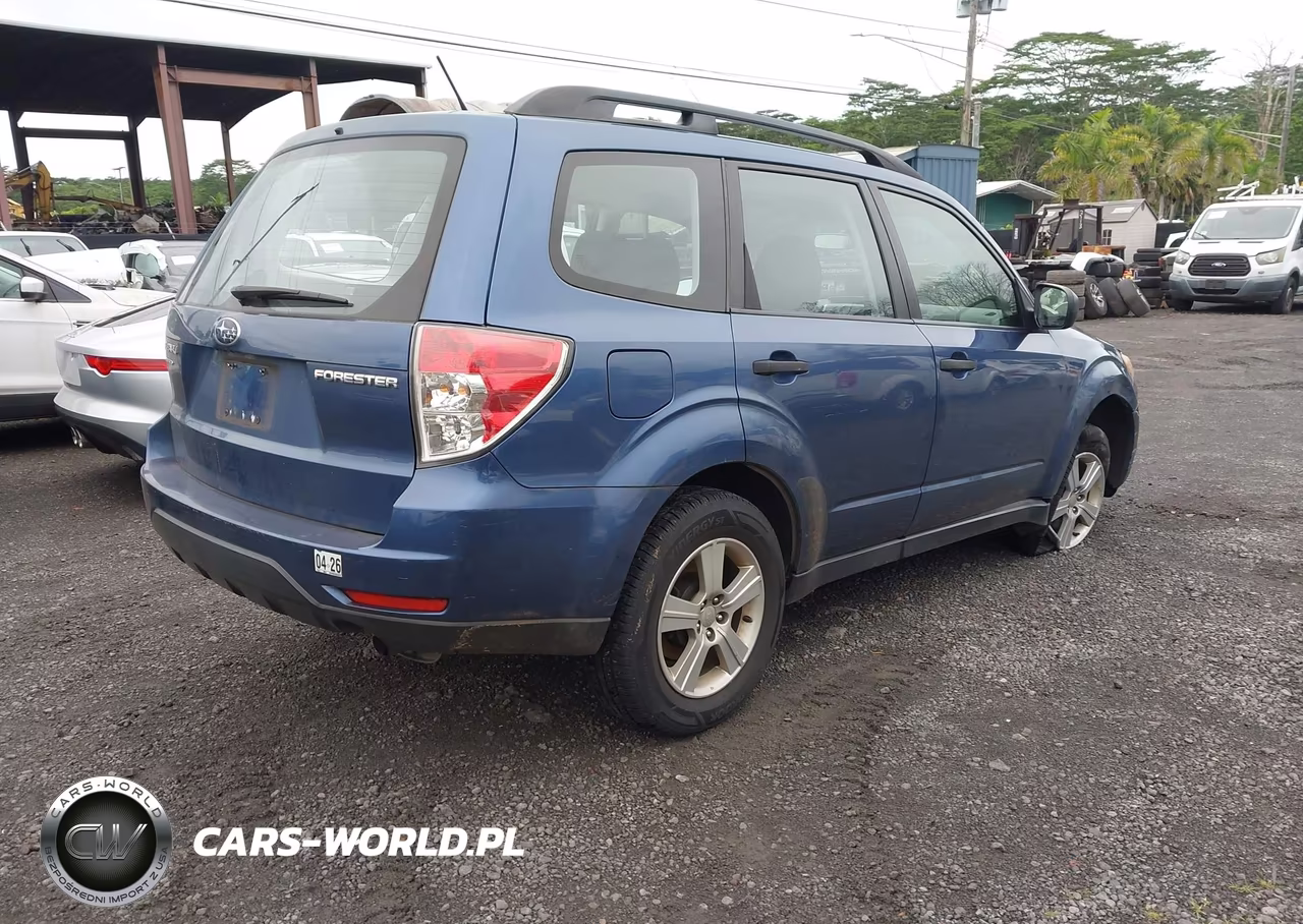 2013 Subaru Forester 2.5X VIN:JF2SHBBC3DH446740 - 4