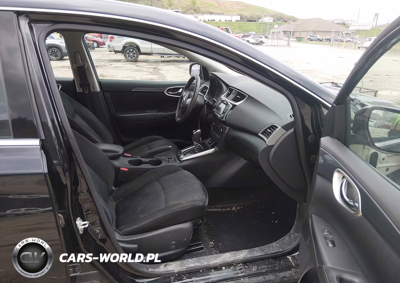 2017 Nissan Sentra Sr Turbo VIN:3N1CB7AP0HY318068 - 5