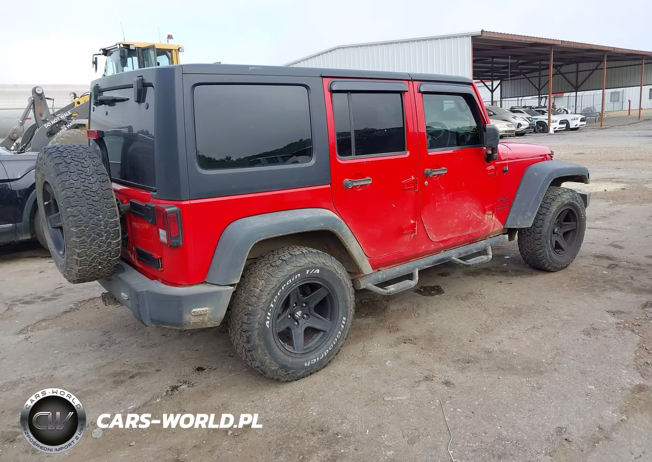 2015 Jeep Wrangler Unlimited Sport Rhd VIN:1C4BJWKG7FL679498 - 4