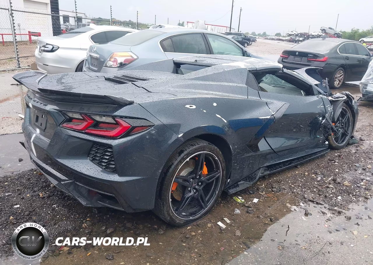 2021 Chevrolet Corvette Stingray VIN:1G1YB3D49M5114723 - 4