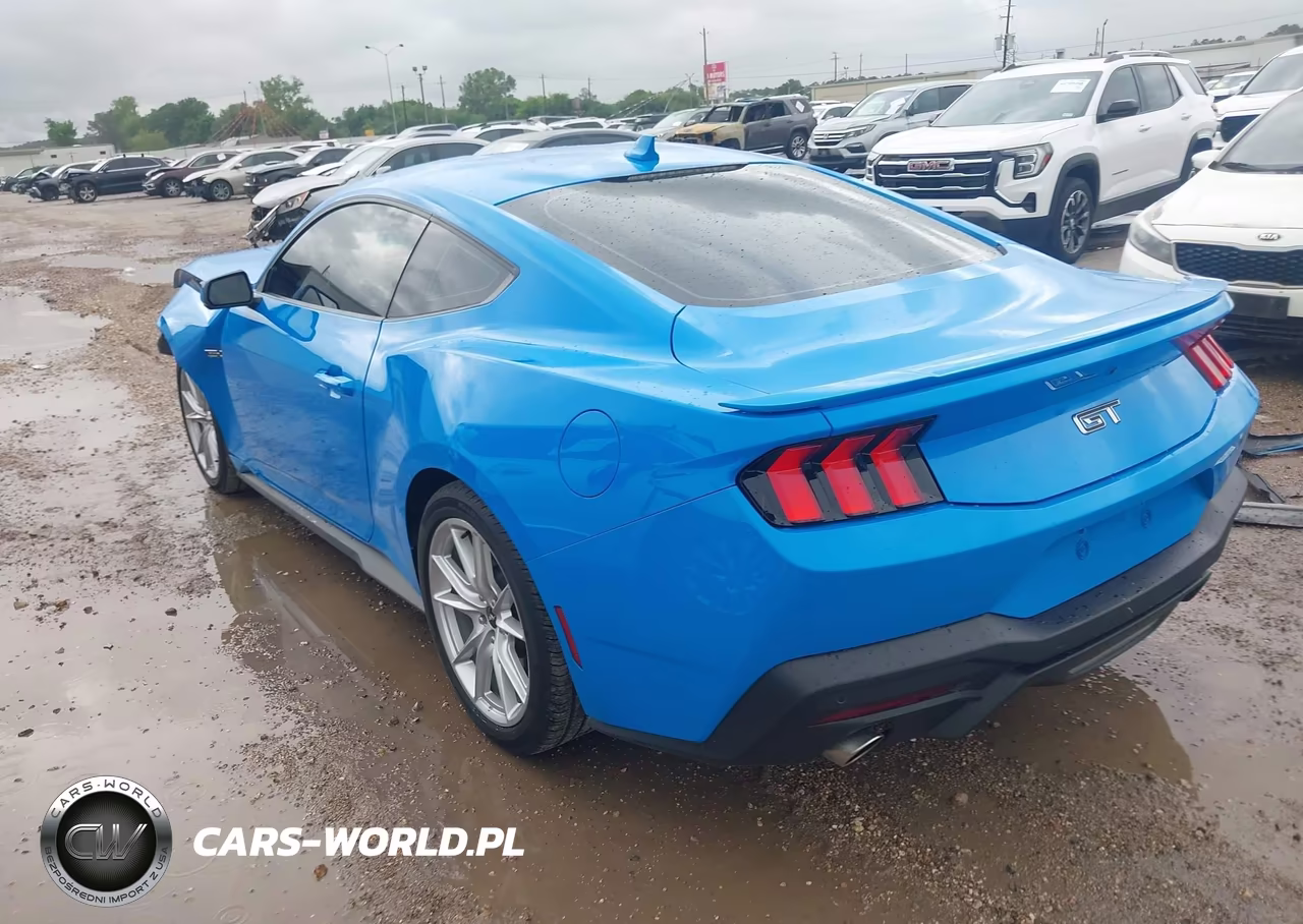 2025 Ford Mustang Gt Premium Fastback VIN:1FA6P8CF4S5413975 - 3