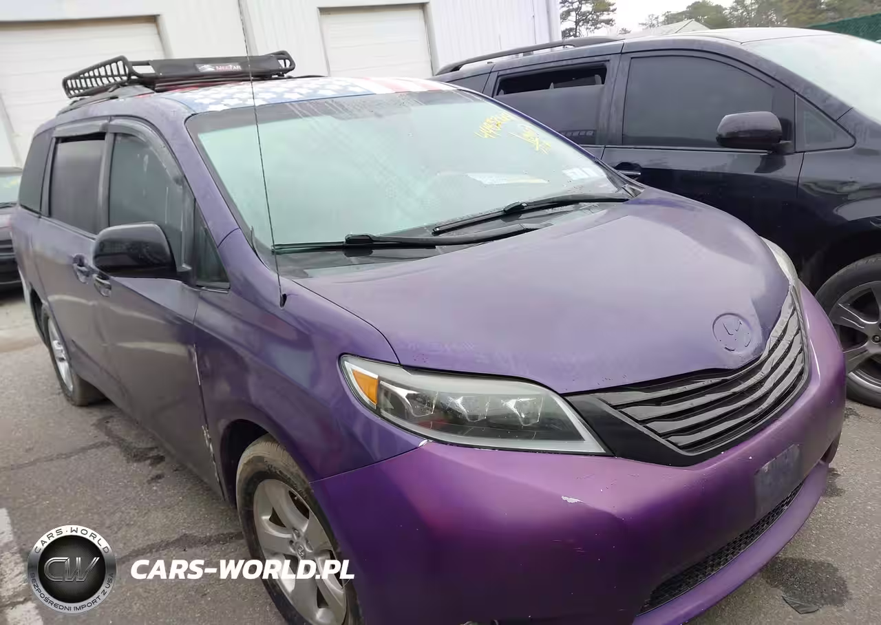 2014 Toyota Sienna L V6 7 Passenger