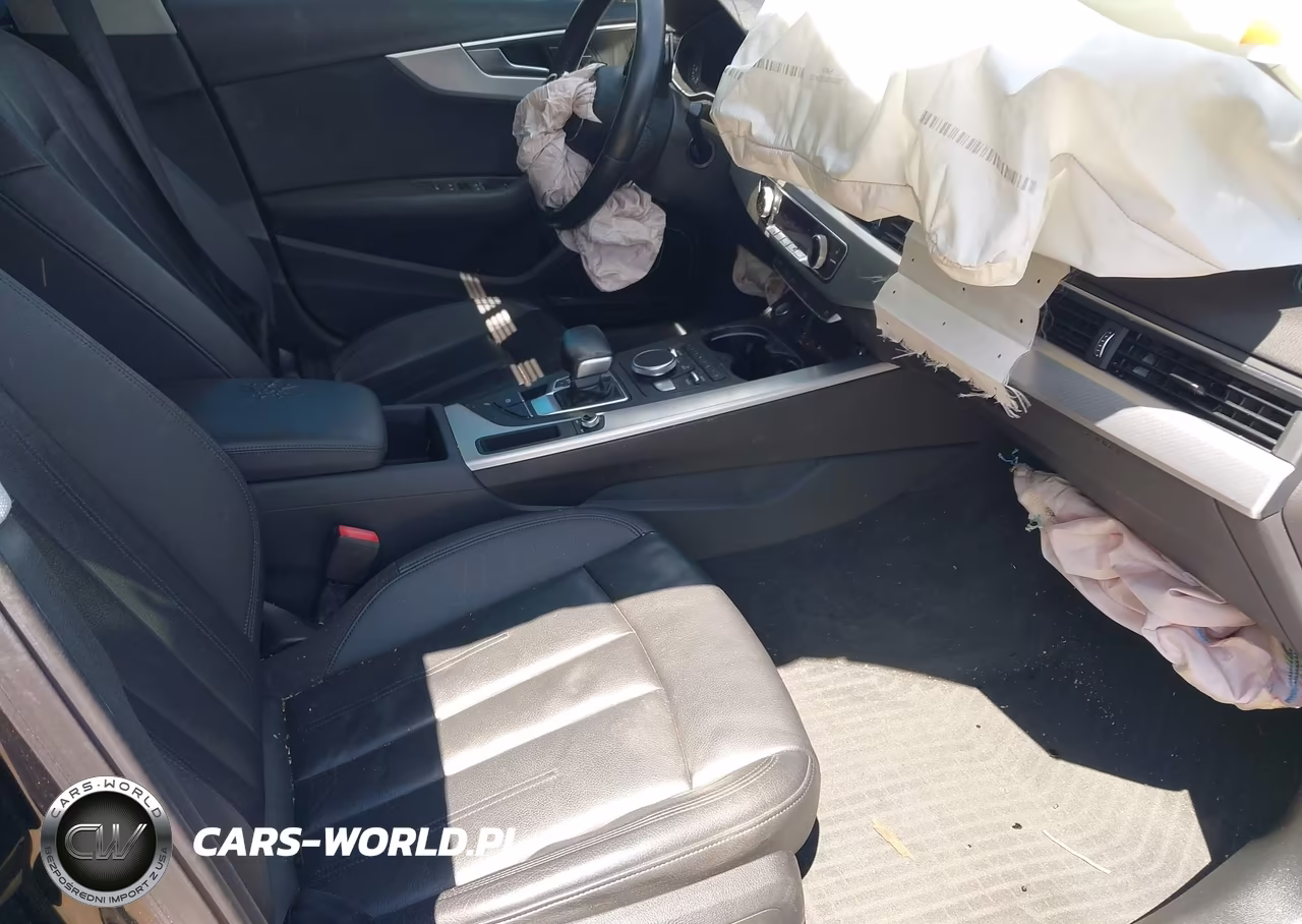 2017 Audi A4 2.0T Premium VIN:WAUENAF49HN001330 - 5
