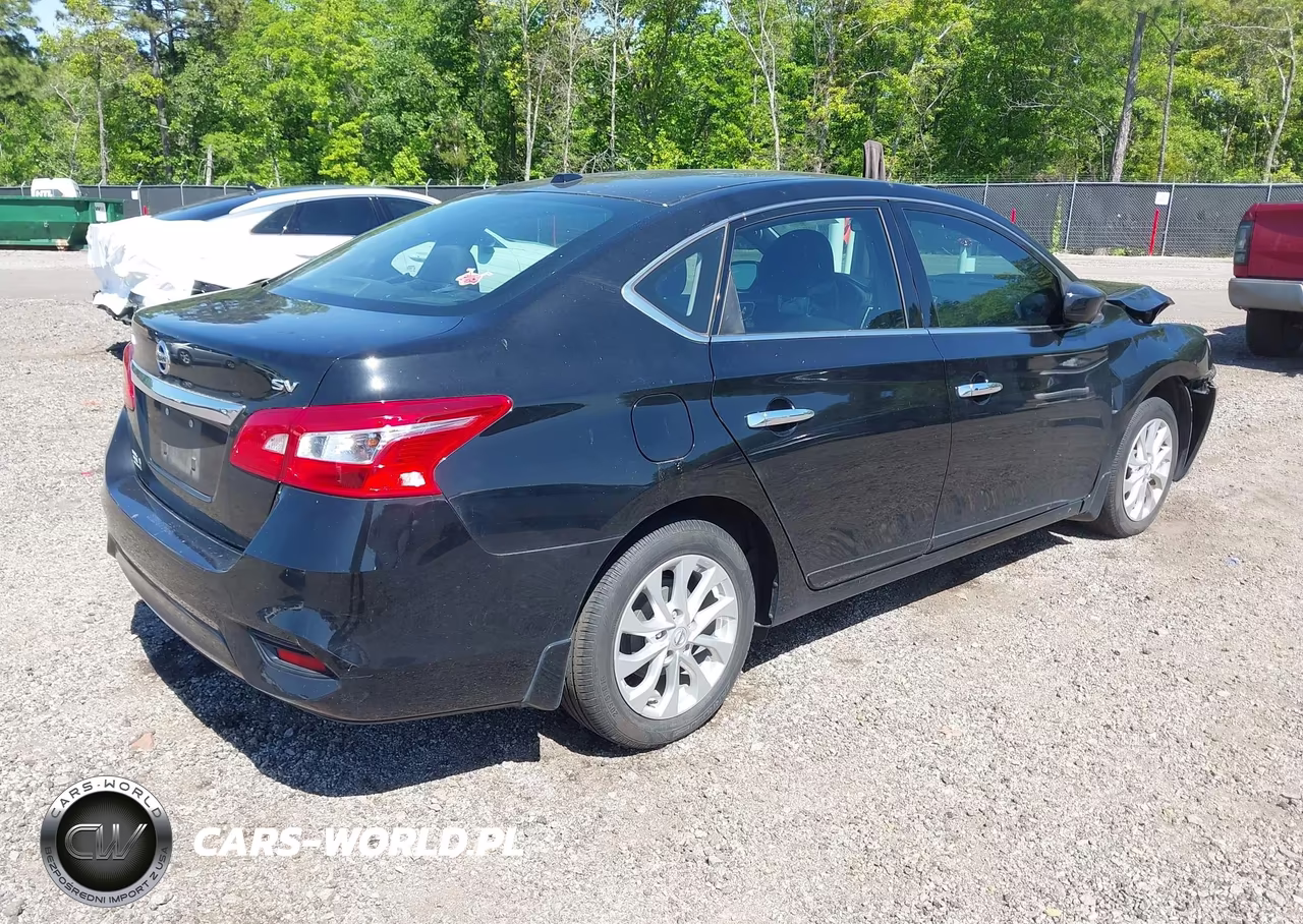 2018 Nissan Sentra Sv VIN:3N1AB7AP6JY254194 - 4