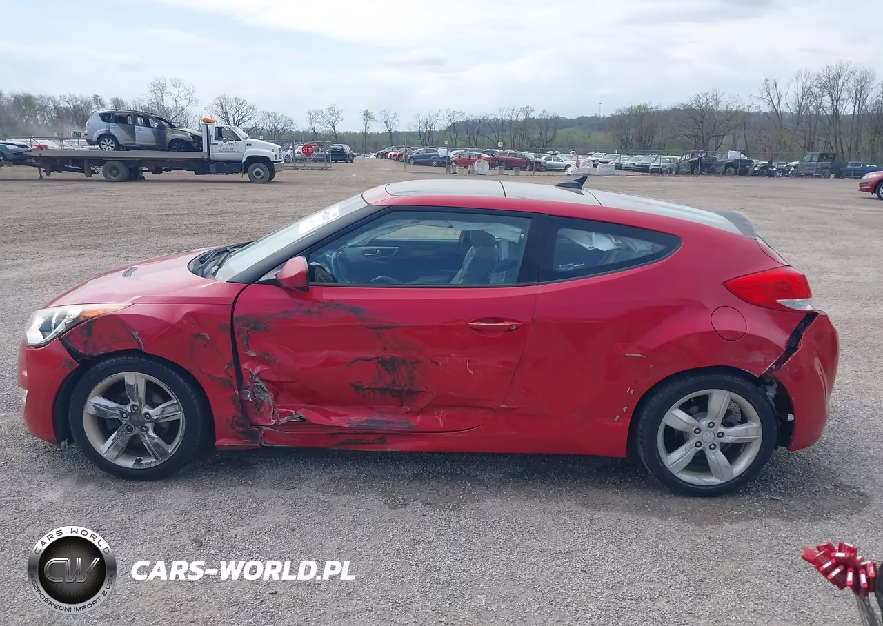 2014 Hyundai Veloster Base W-Gray VIN:KMHTC6AD0EU207184 - 14