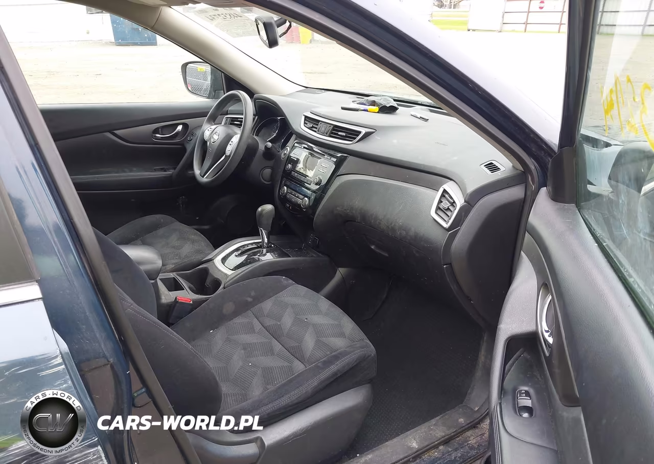 2015 Nissan Rogue Sv VIN:5N1AT2MK7FC818816 - 5