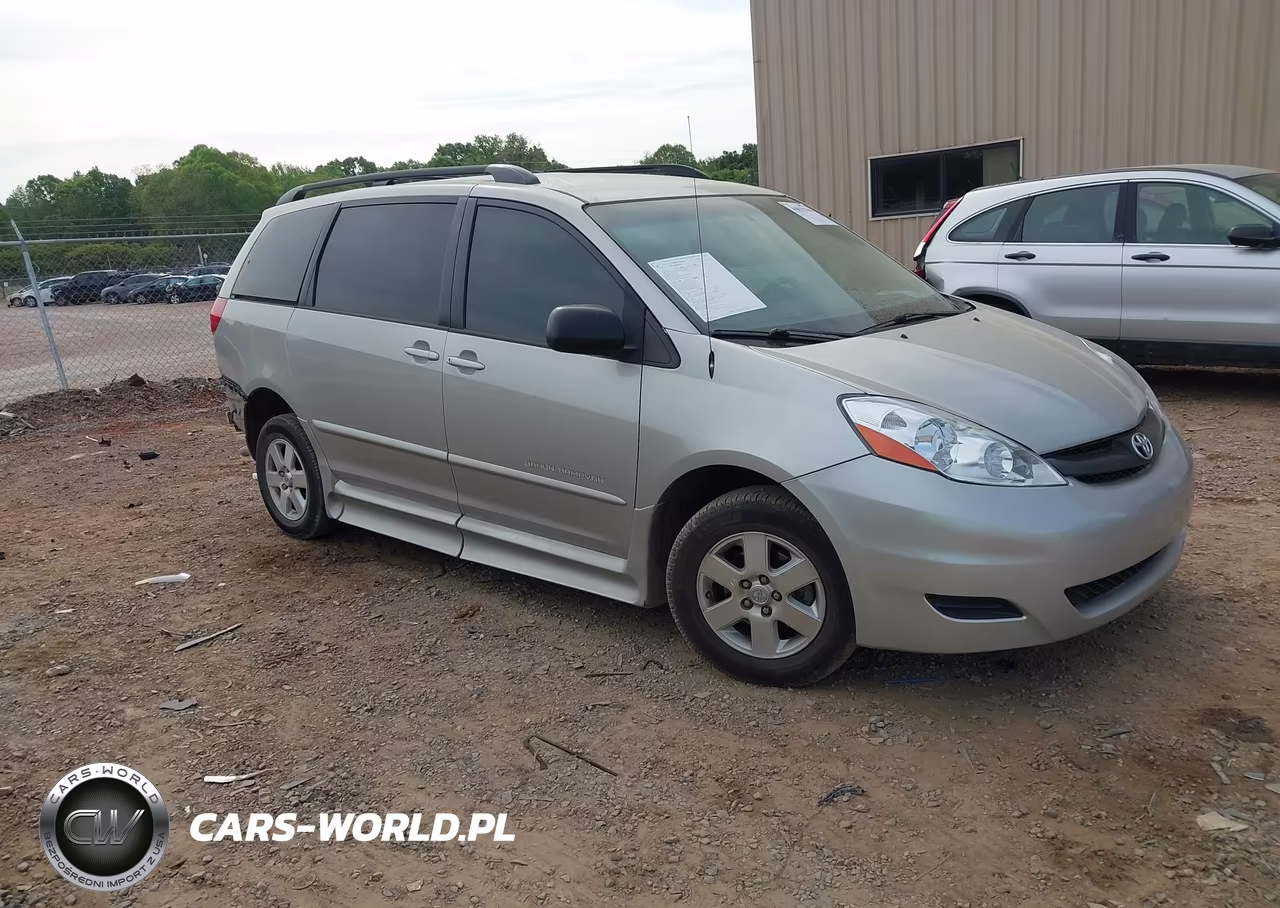 2008 Toyota Sienna Le