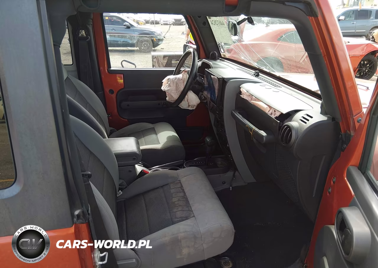 2009 Jeep Wrangler X VIN:1J4FA24149L763036 - 5