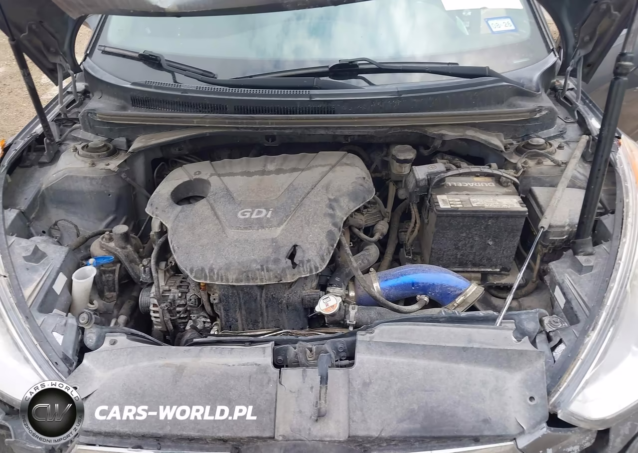 2016 Hyundai Veloster VIN:KMHTC6ADXGU270795 - 10