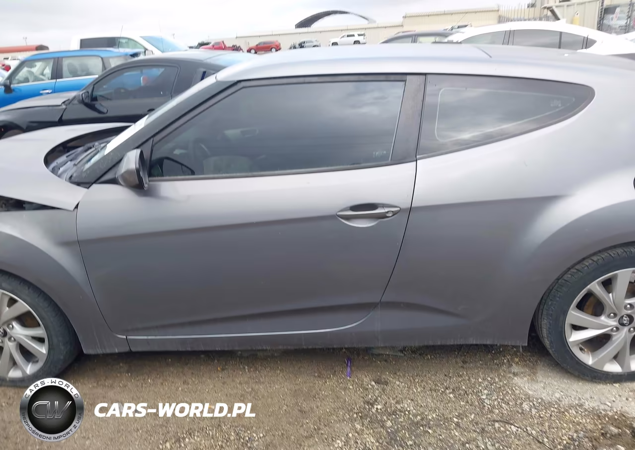 2016 Hyundai Veloster VIN:KMHTC6ADXGU270795 - 14