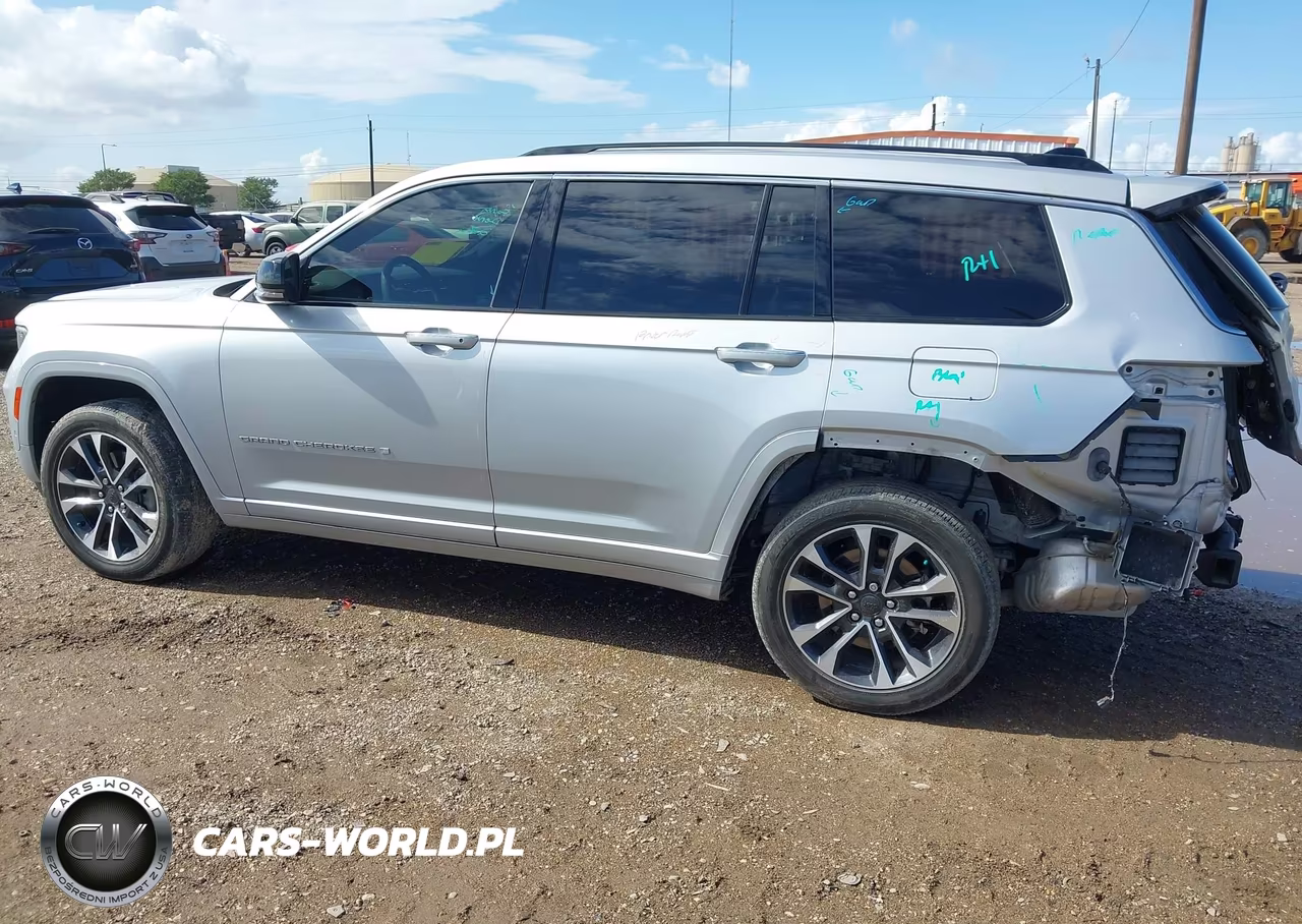 2023 Jeep Grand Cherokee L Overland 4X4 VIN:1C4RJKDG4P8804126 - 15