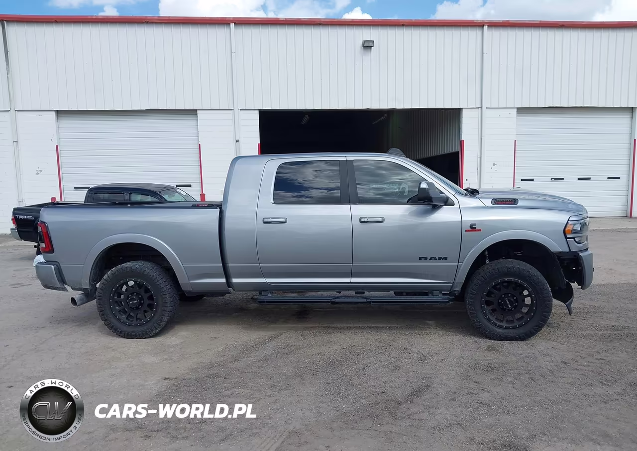 2022 Ram 2500 Laramie 4X4 6'4 Box VIN:3C6UR5NL0NG108832 - 13