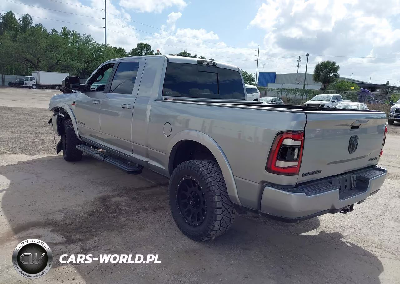 2022 Ram 2500 Laramie 4X4 6'4 Box VIN:3C6UR5NL0NG108832 - 3