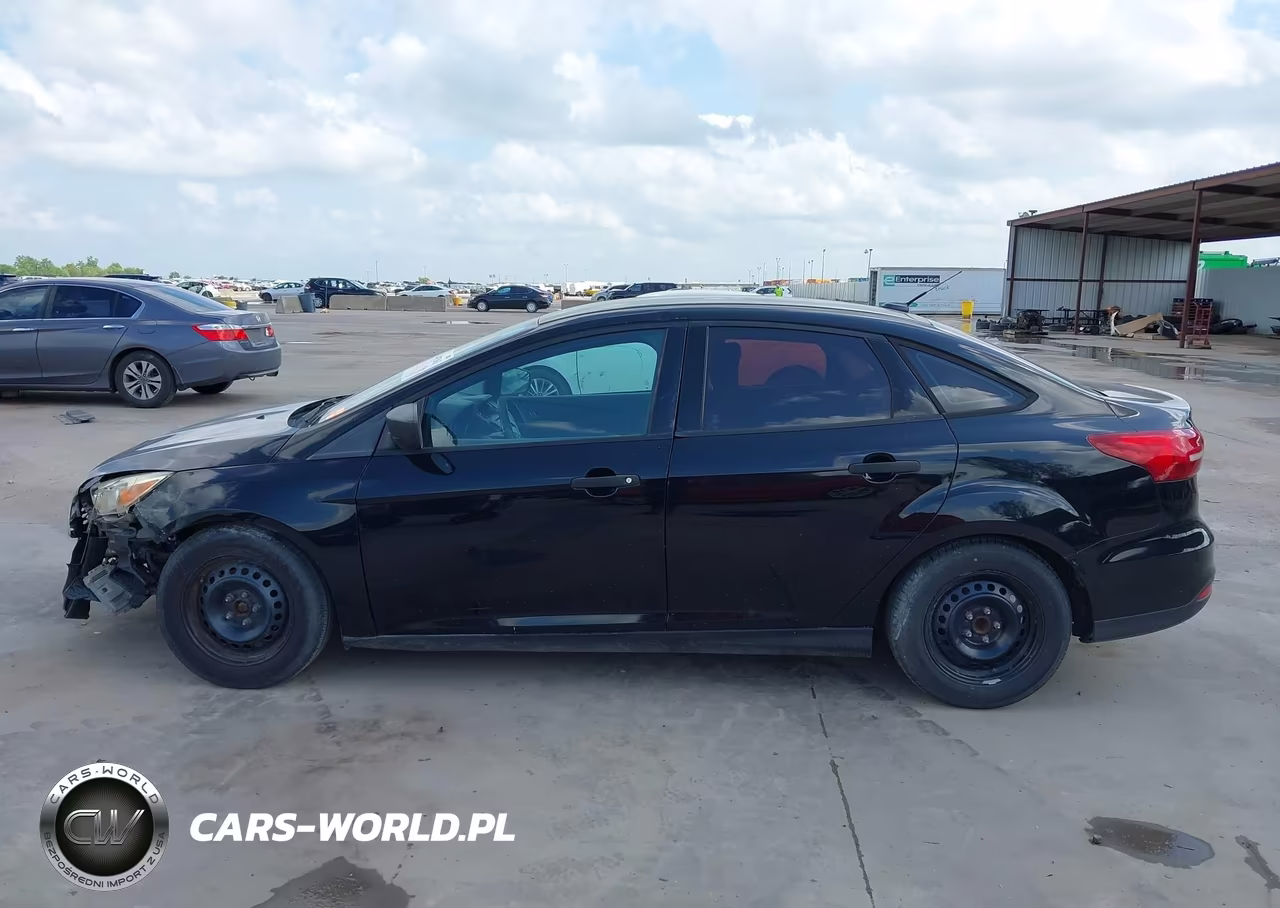 2016 Ford Focus S VIN:1FADP3E20GL387186 - 15
