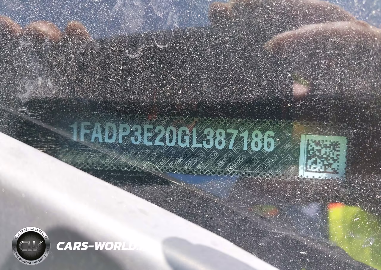 2016 Ford Focus S VIN:1FADP3E20GL387186 - 18