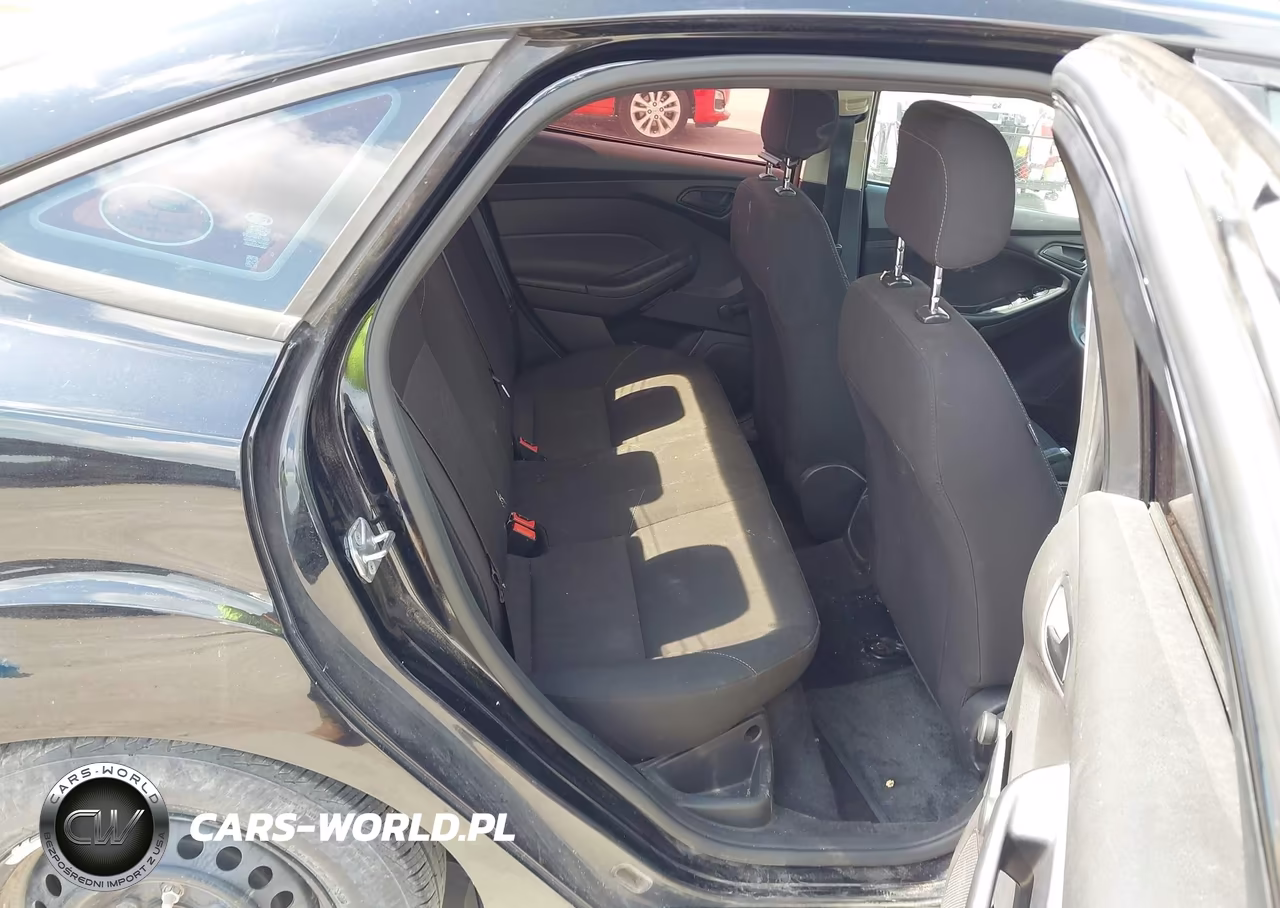 2016 Ford Focus S VIN:1FADP3E20GL387186 - 8