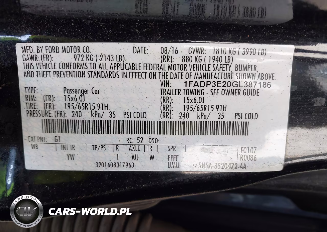 2016 Ford Focus S VIN:1FADP3E20GL387186 - 9