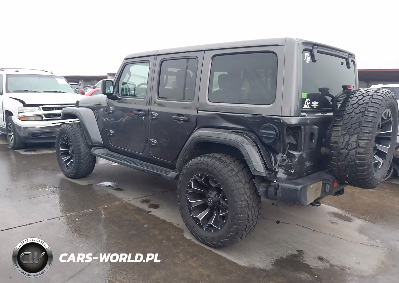 2021 Jeep Wrangler Unlimited Altitude VIN:1C4HJXEN3MW792757 - 3