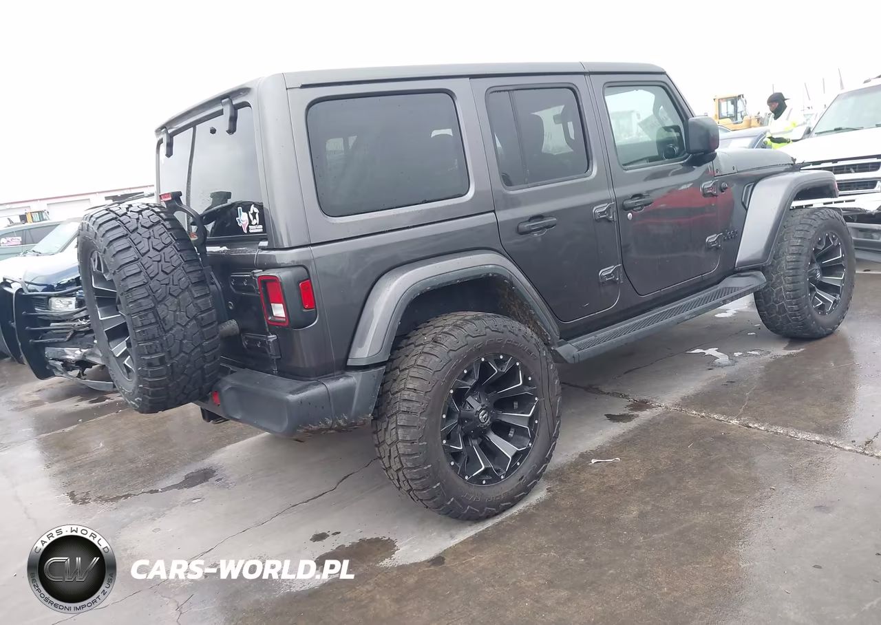 2021 Jeep Wrangler Unlimited Altitude VIN:1C4HJXEN3MW792757 - 4