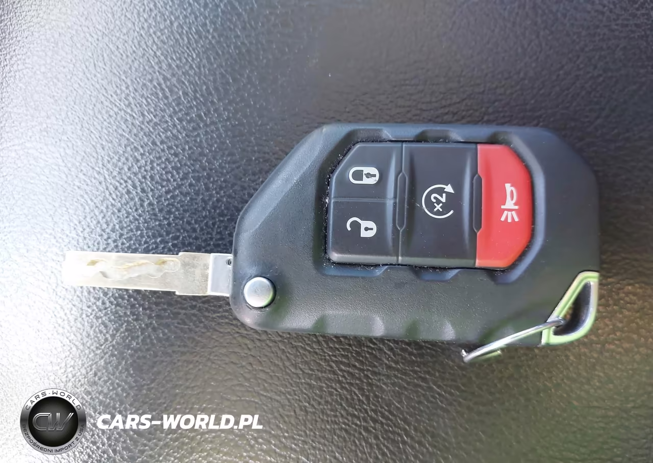 2023 Jeep Gladiator Rubicon 4X4 VIN:1C6JJTBG3PL509982 - 11