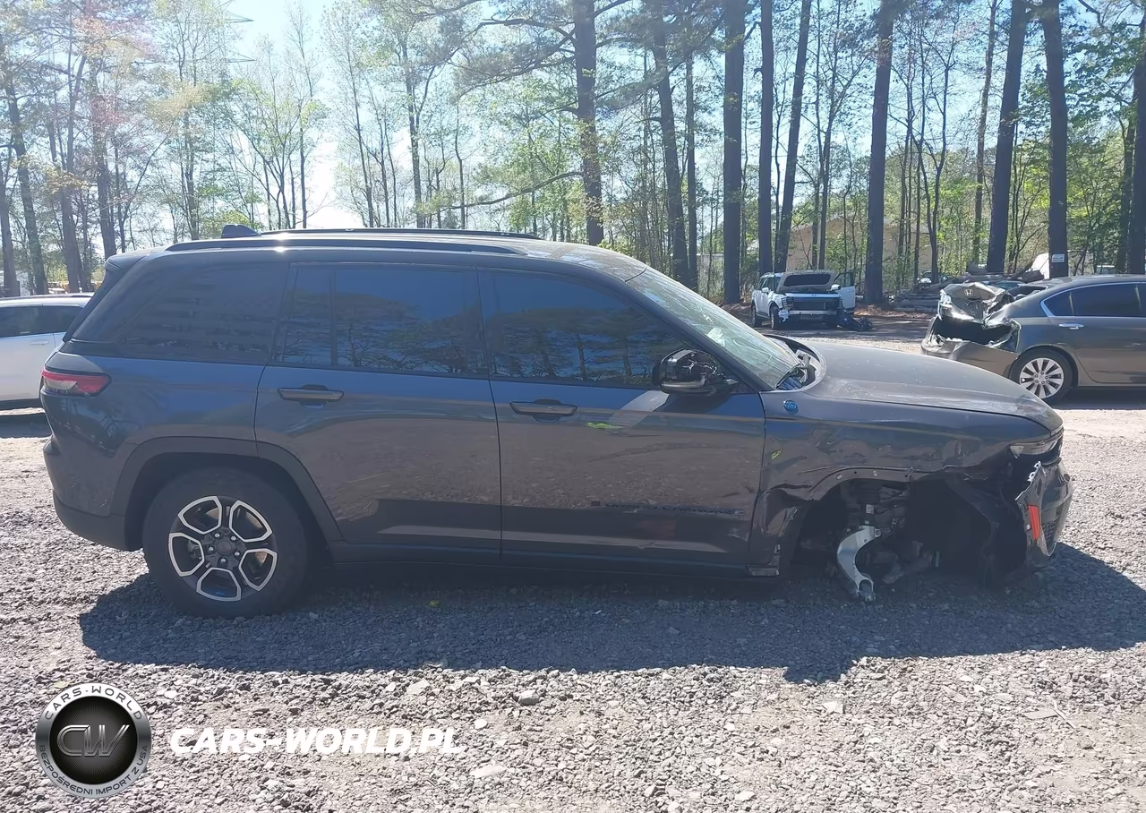 2022 Jeep Grand Cherokee 4Xe Trailhawk 4X4 VIN:1C4RJYC68N8761578 - 14