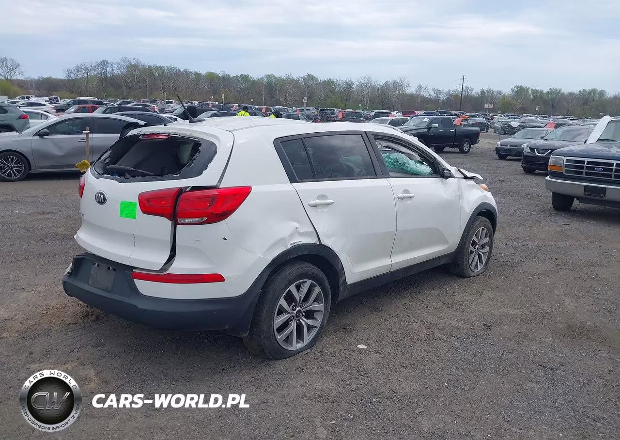 2016 Kia Sportage Lx VIN:KNDPB3AC3G7834140 - 4