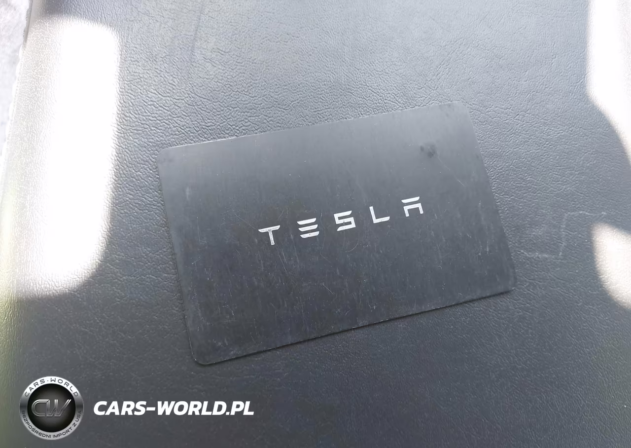 2021 Tesla Model Y Long Range Dual Motor All-Wheel Drive VIN:5YJYGAEE3MF112582 - 11