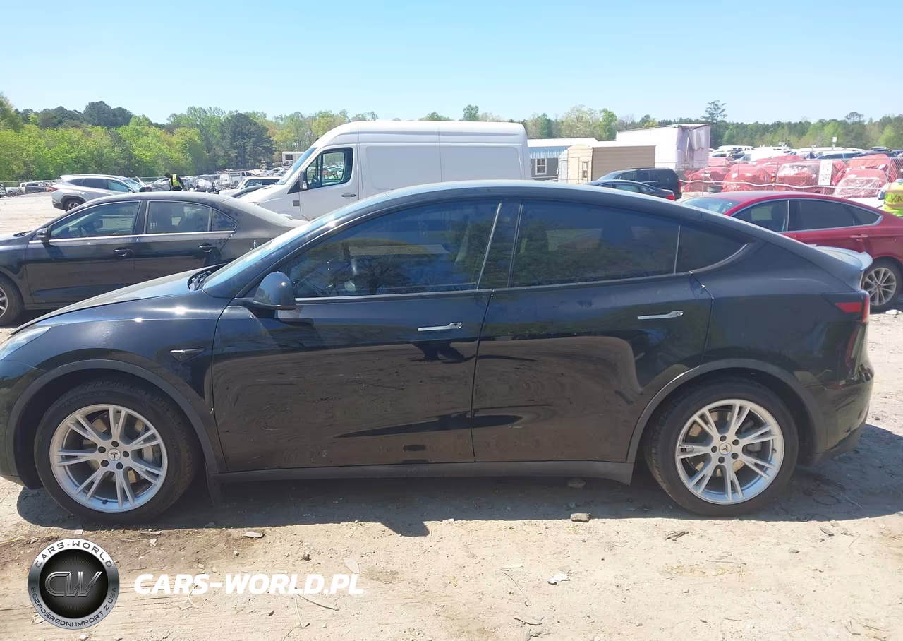 2021 Tesla Model Y Long Range Dual Motor All-Wheel Drive VIN:5YJYGAEE3MF112582 - 14