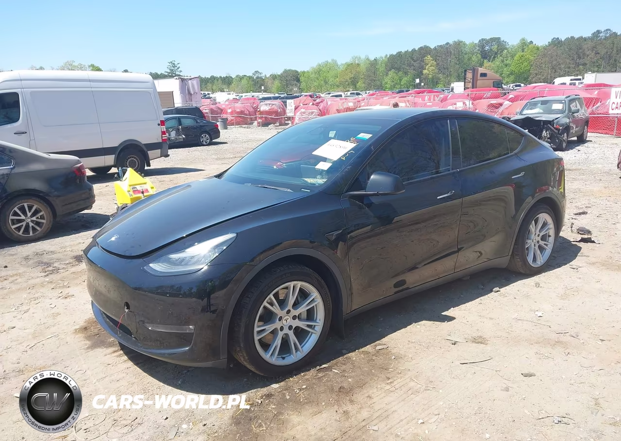 2021 Tesla Model Y Long Range Dual Motor All-Wheel Drive VIN:5YJYGAEE3MF112582 - 2